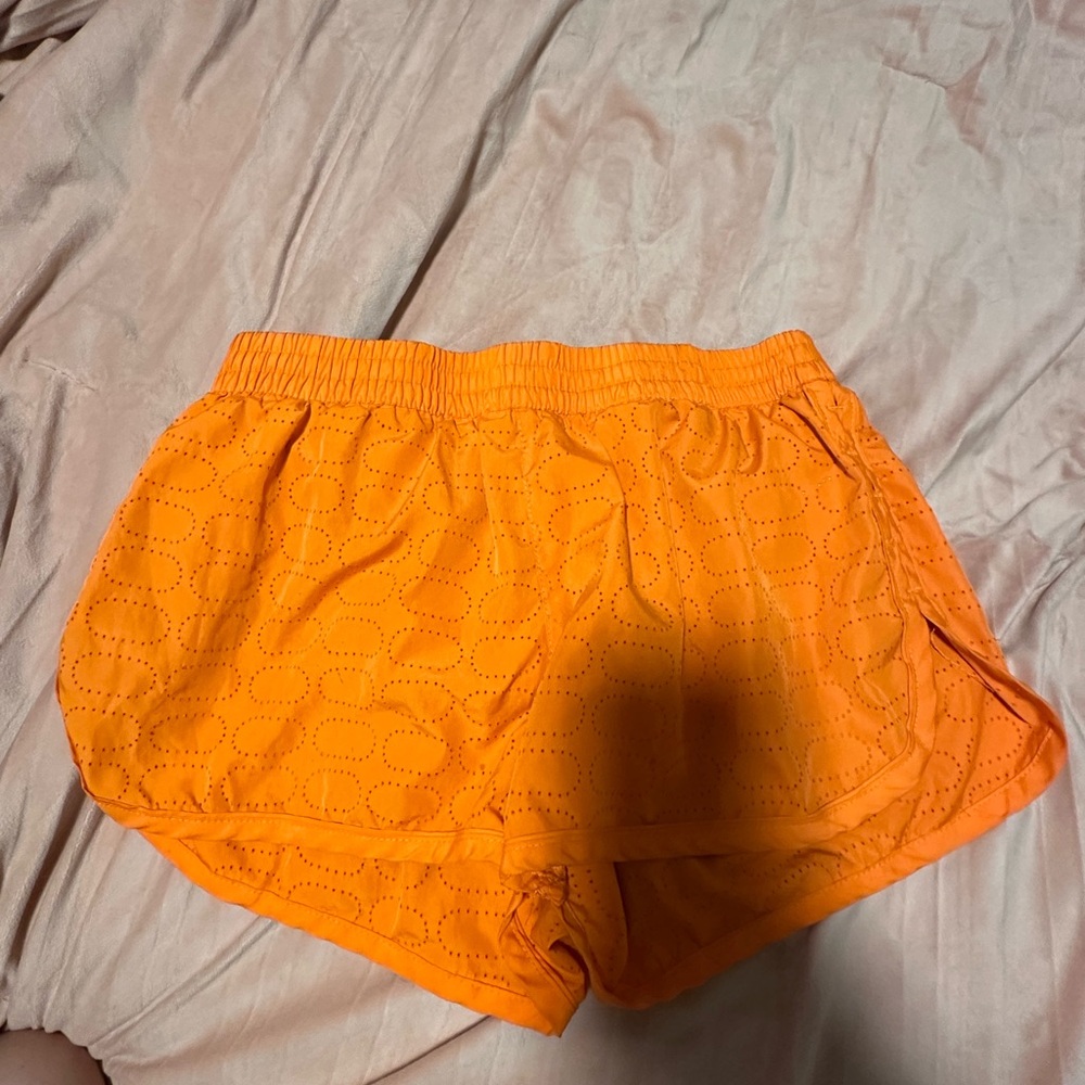 Running shorts